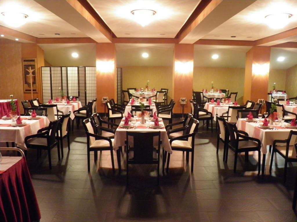 Hotel Central Hotel 3*