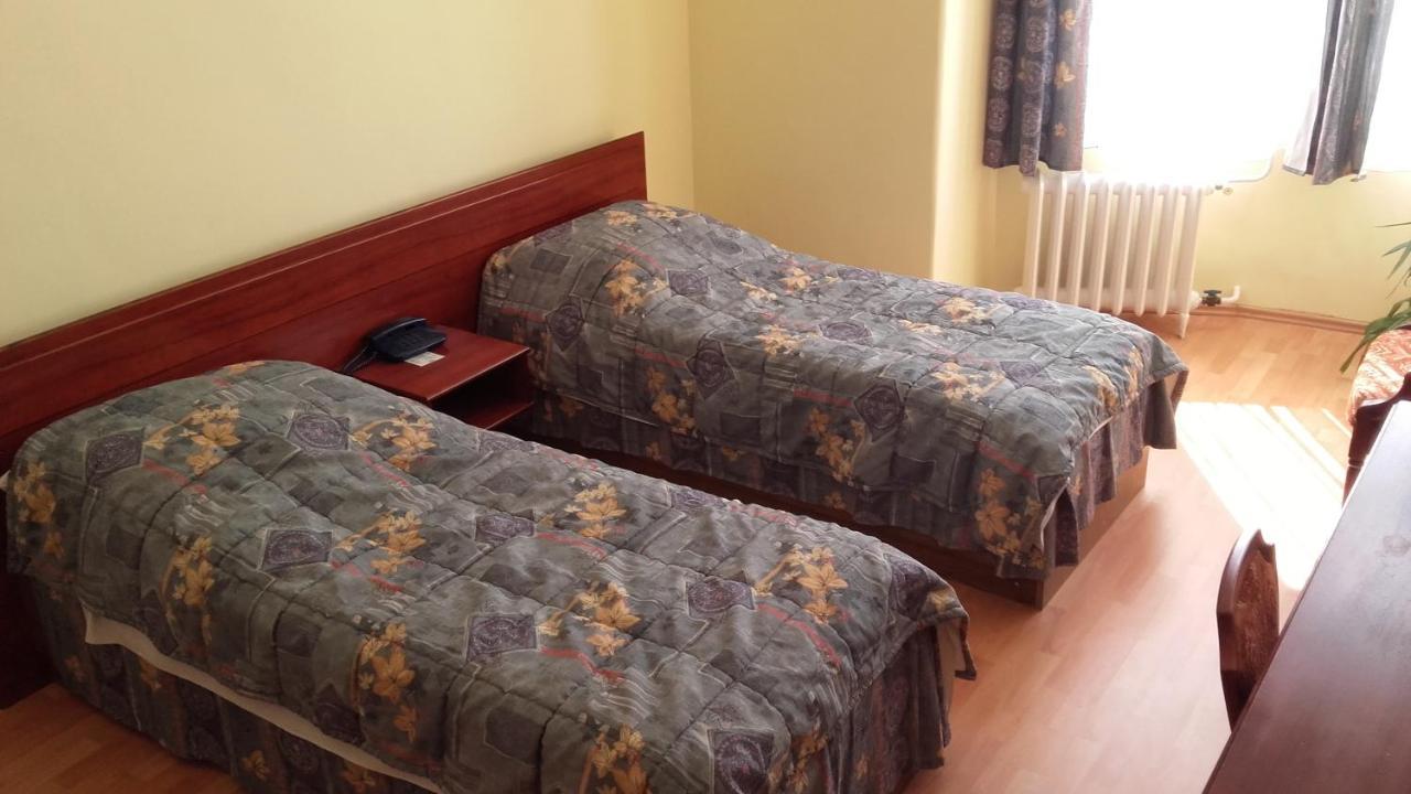 Hotel Central Hotel 3*