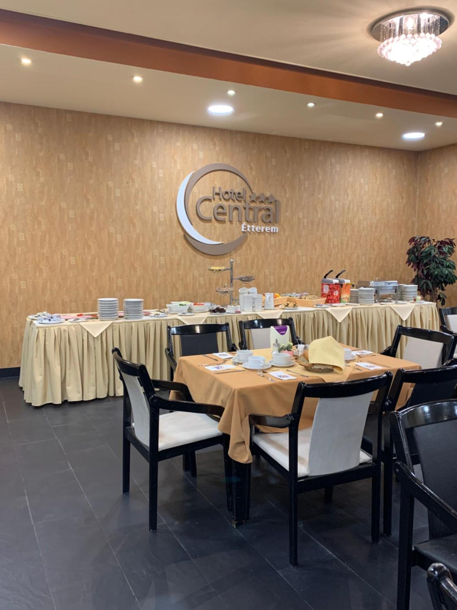 Hotel Central Hotel 3*