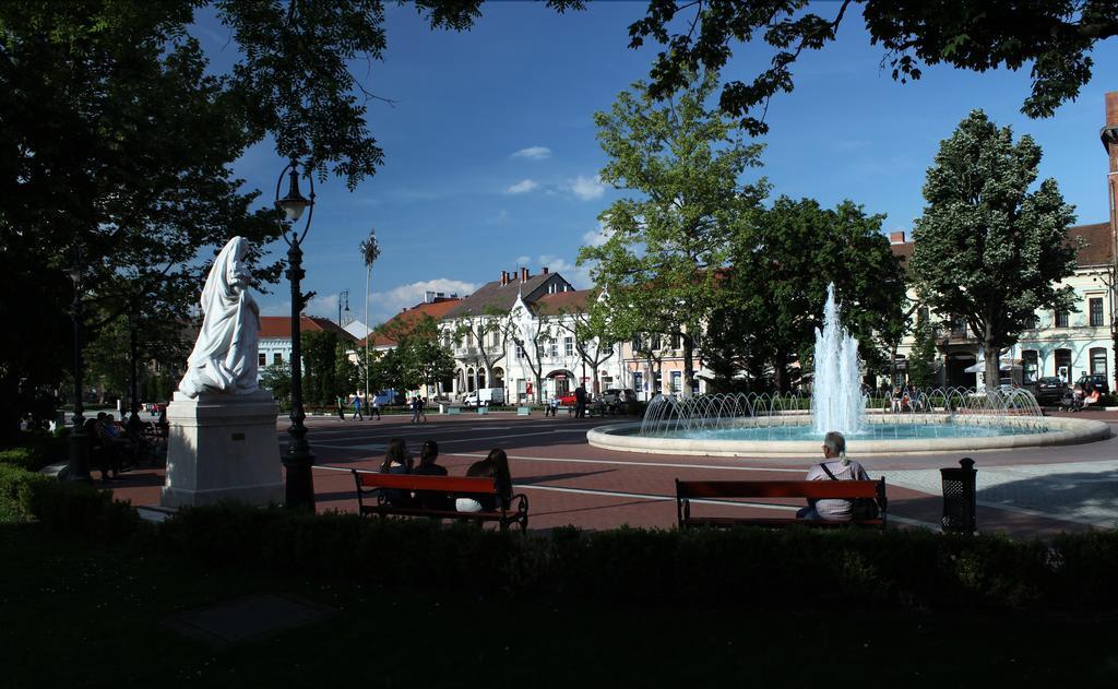 Centrál