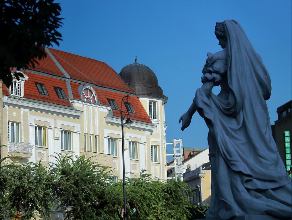 Szálloda Centrál 3*