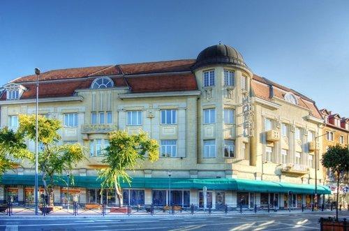 Hotel Central 3*
